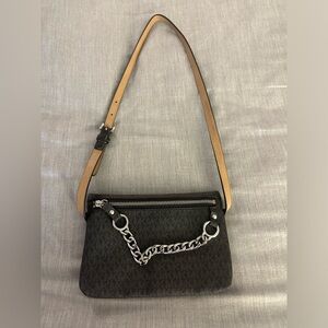 Michael Kors Fanny pack,pre-owned condition,